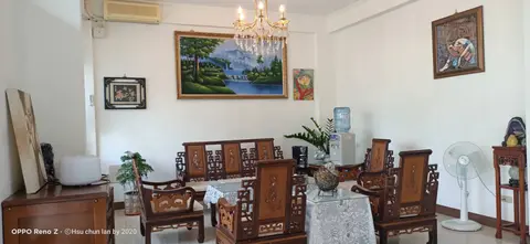車站附近