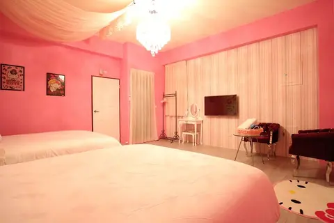 2F 粉愛Kitty 四人房 照片 5