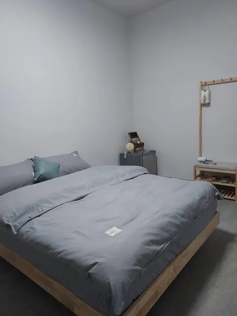 逅冶