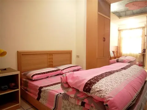 九份巷居民宿 紅心四人房