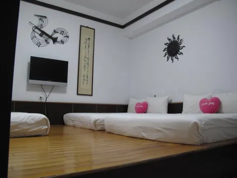 香格里拉民宿 大和室六人房
