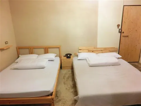 62巷背包客棧 四人雅房