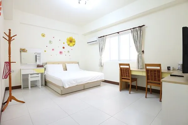 Yellow Room(201)雙人套房(加大床) 照片 1
